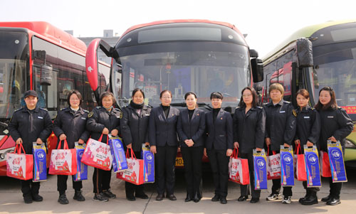 集團舉辦慶“三八”系列活動01